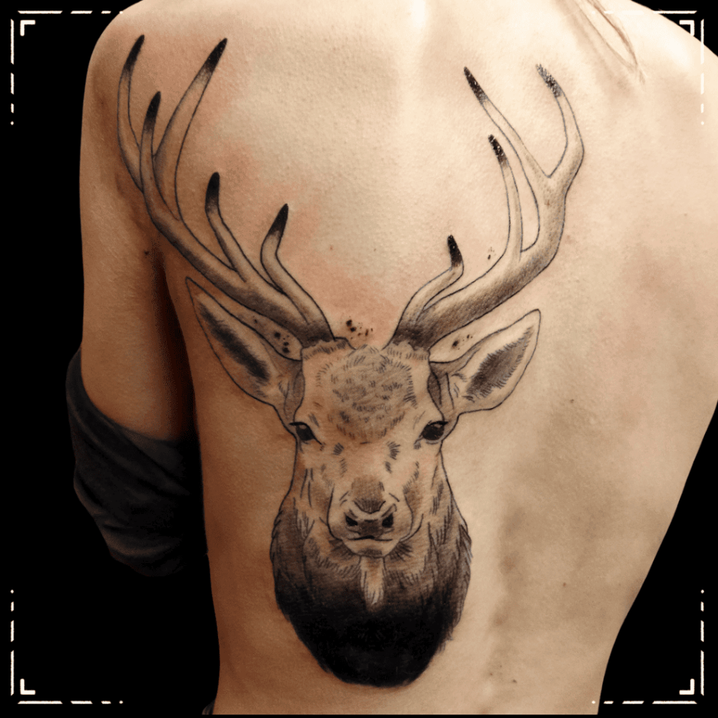 tatouage professionnel sur Lyon Marquis Original Eli